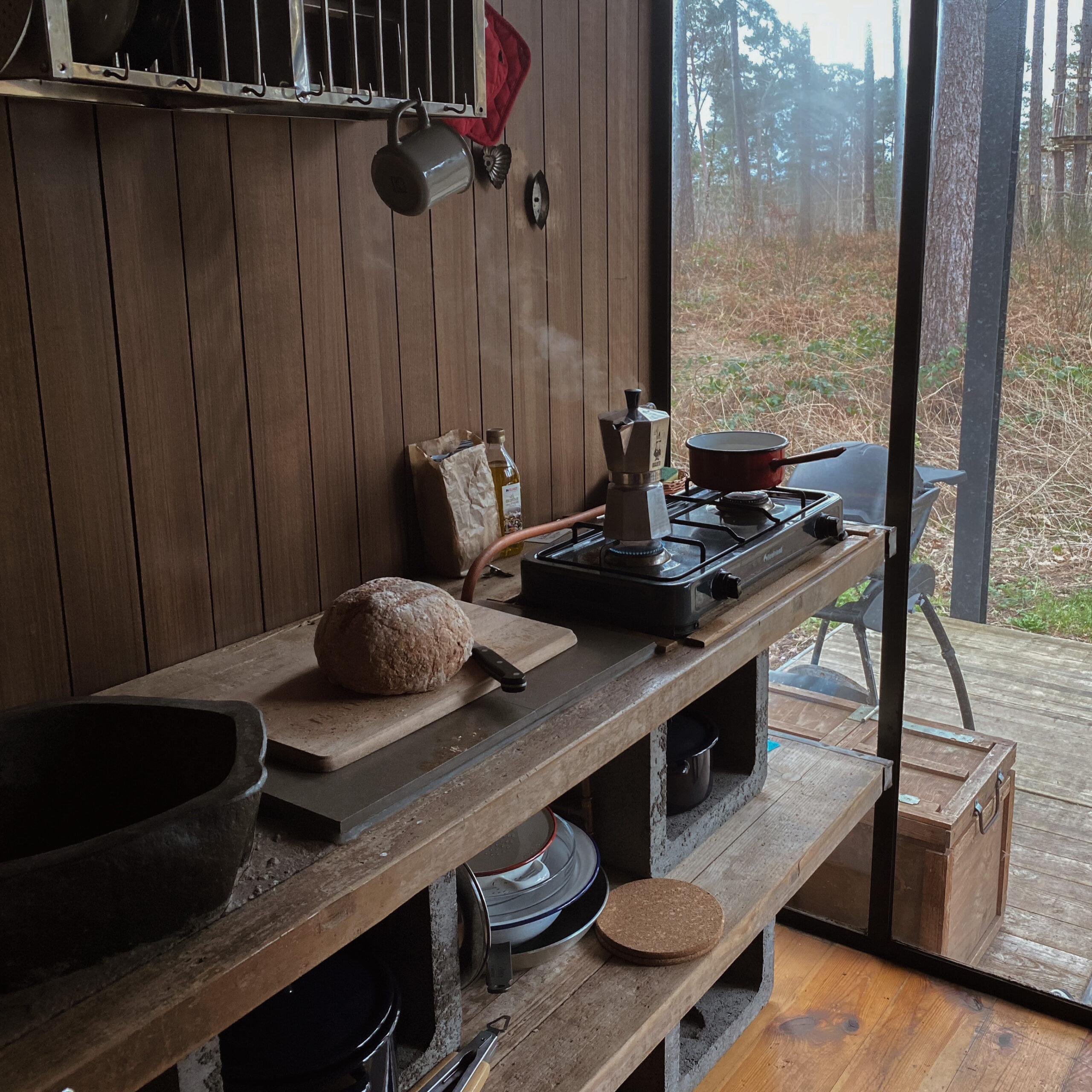 Overnacht back-to-nature in een cosy cabin of boomhut bij Warredal in Maaseik