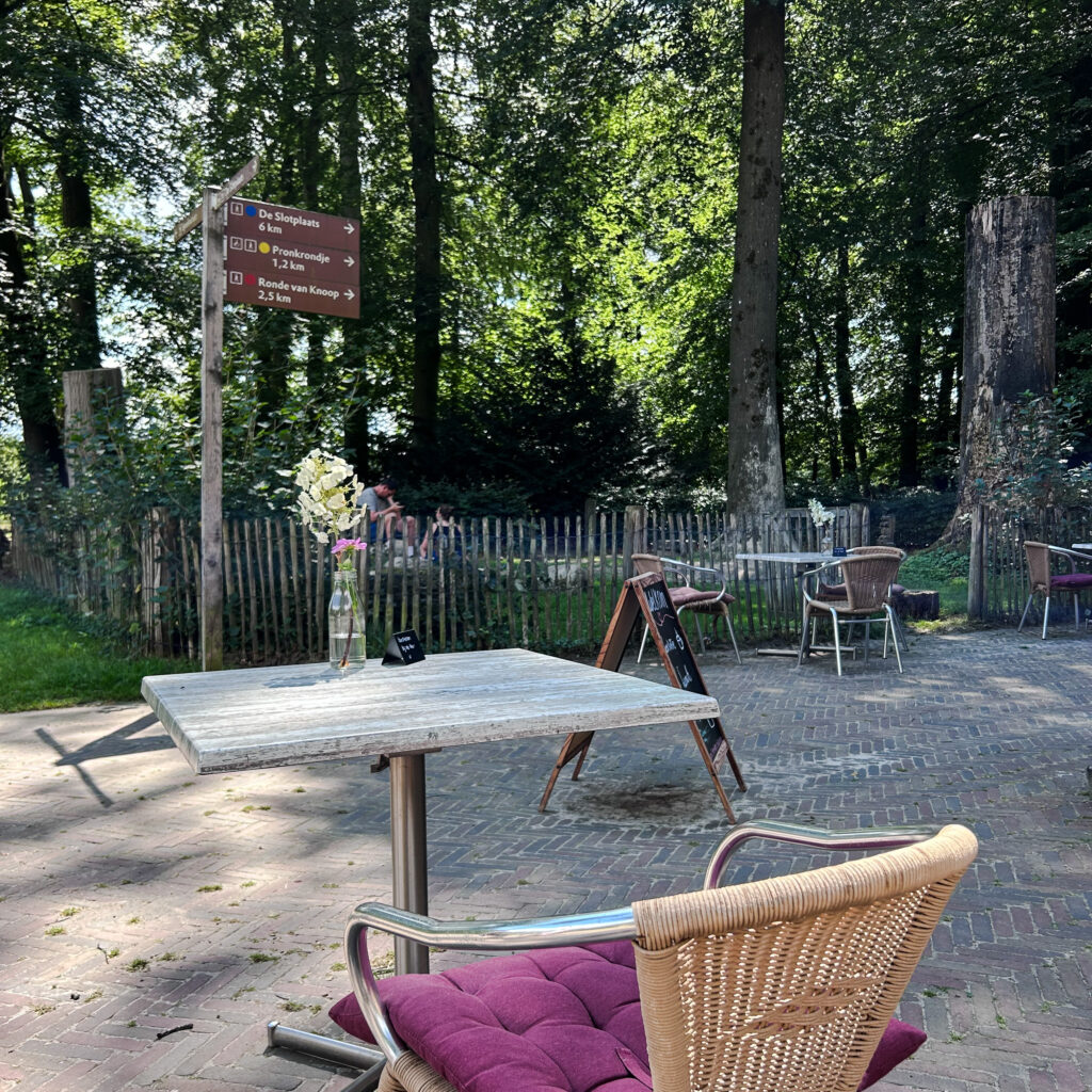 Landgoed De Slotplaats Koetshuis terras